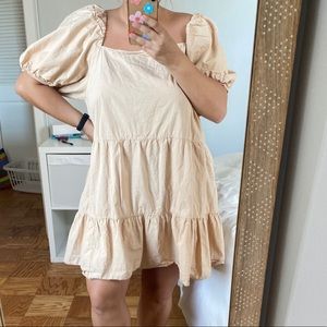 H&M RUFFLED FLOWY DRESS